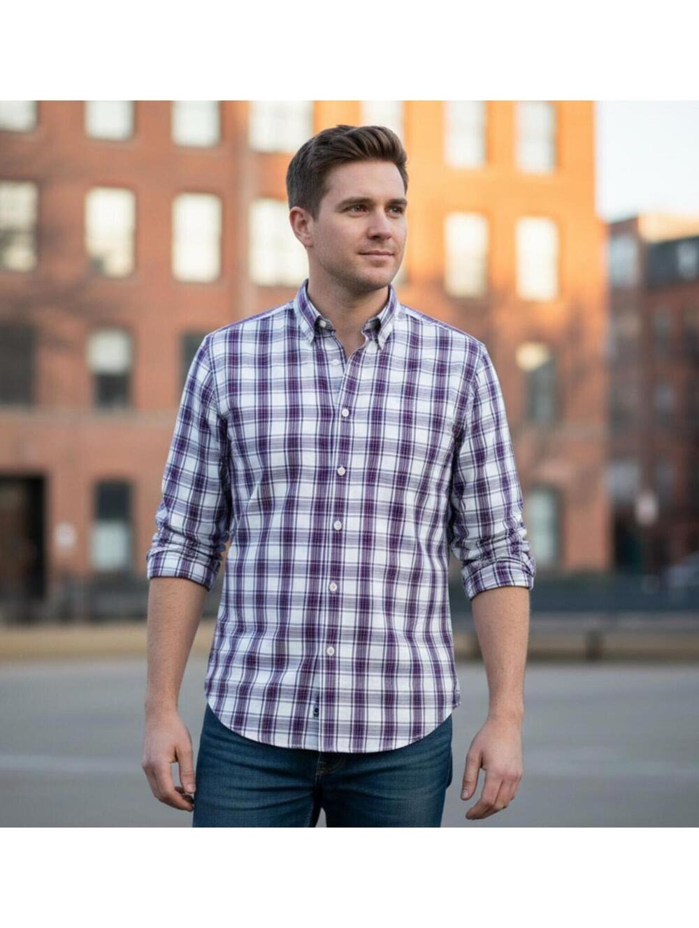 Brand New with Tags Men's Gap Medium Plaid Button-Up Plaid Shirt